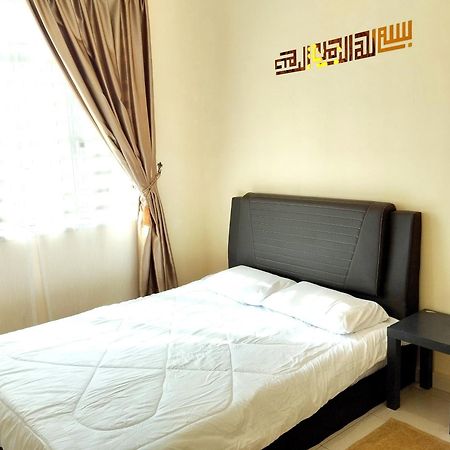 Cosy Casa Hana 4Br 3B Kuantan Esterno foto